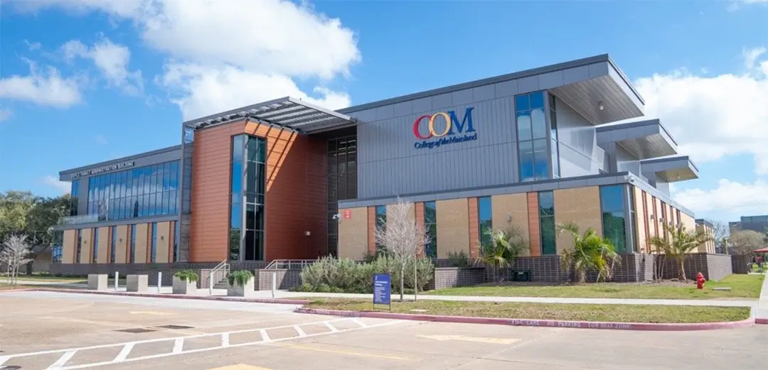 College of the Mainland's Administration building.