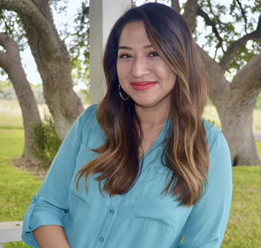 Portrait photo of Kimberly Garza